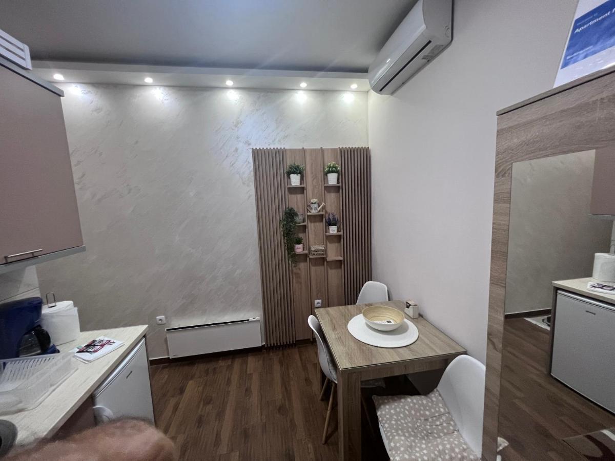 Apartment Nora Βελιγράδι Εξωτερικό φωτογραφία